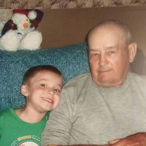 Meet your Posher, Devin